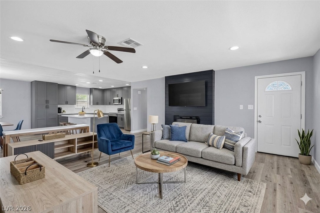 3210 Bluebird Street — photo