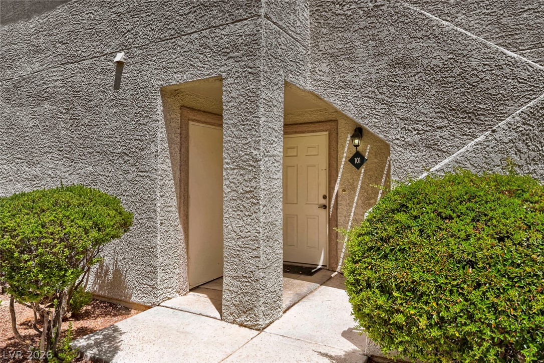 7900 Ryandale Circle 101 — photo
