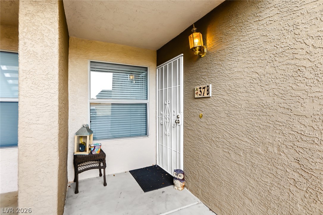 700 Capri Drive 37B — photo