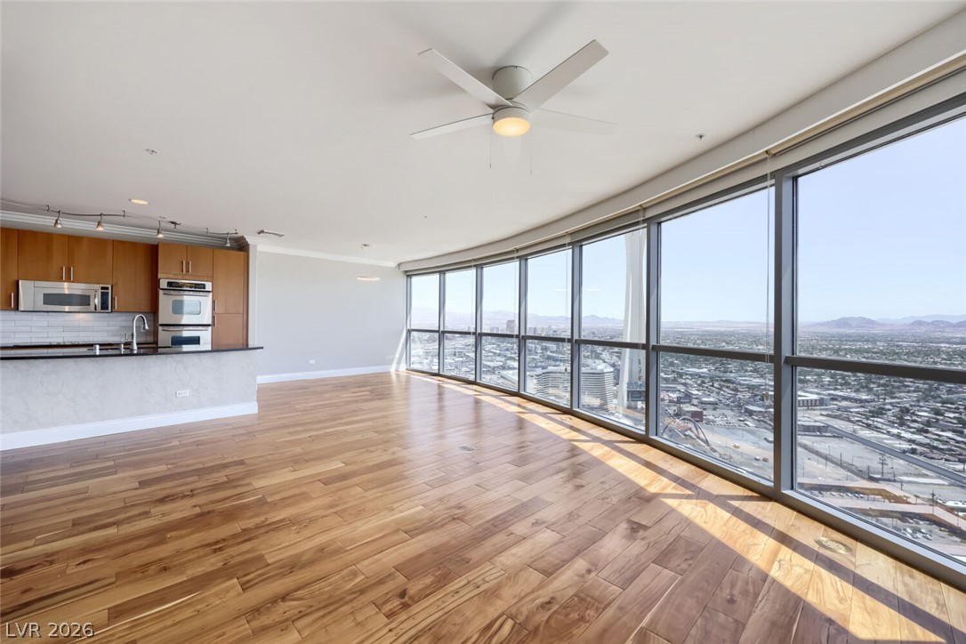 200 West Sahara Avenue 3906 — photo