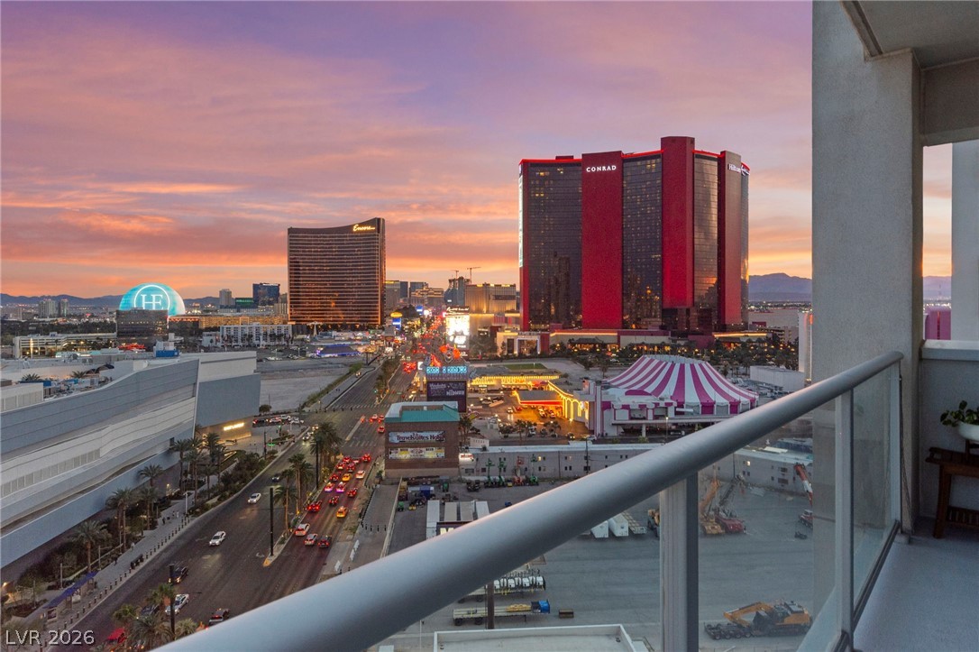 2700 Las Vegas Boulevard 1408 — photo