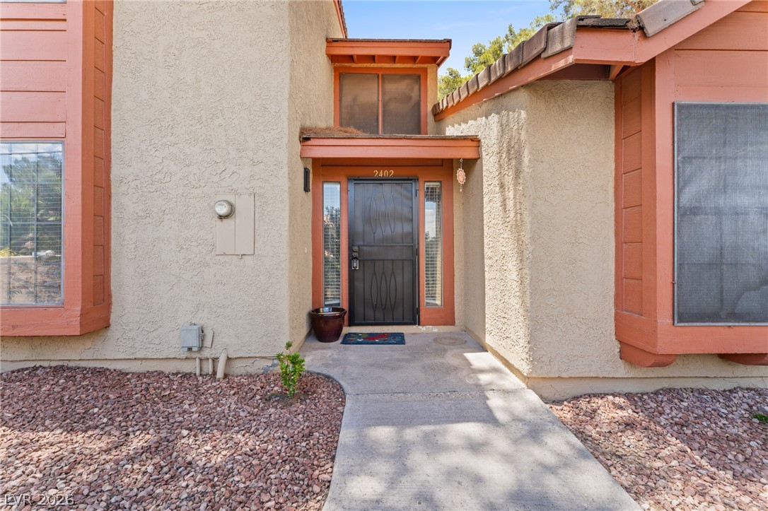 2402 Pickwick Drive — photo