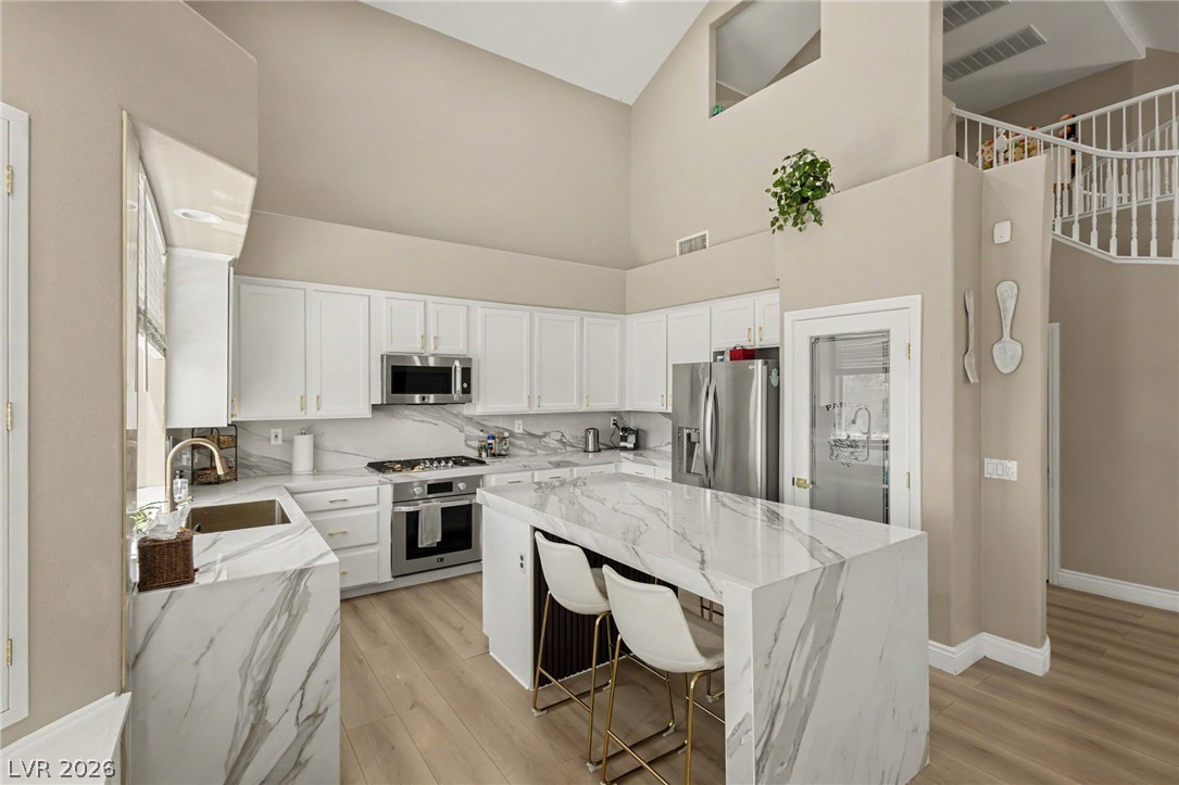 9521 Marina Valley Avenue — photo