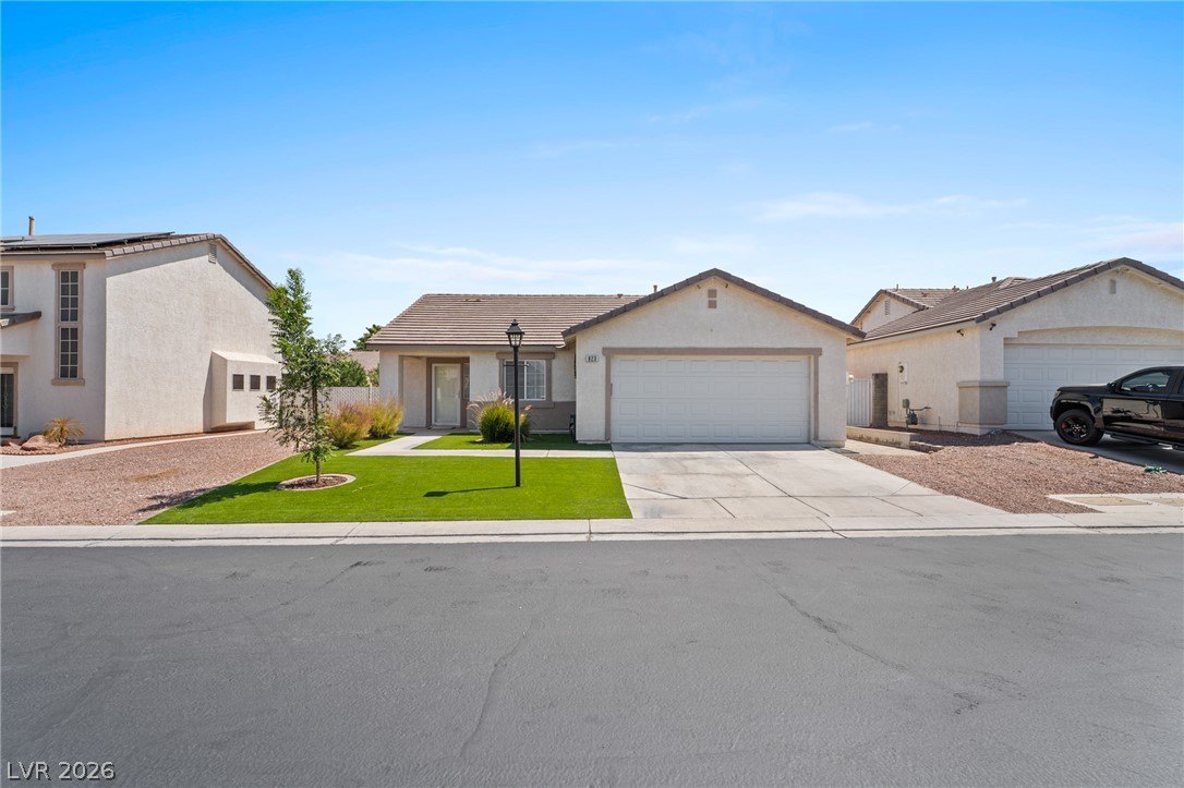 823 Hunters Ridge Way — photo