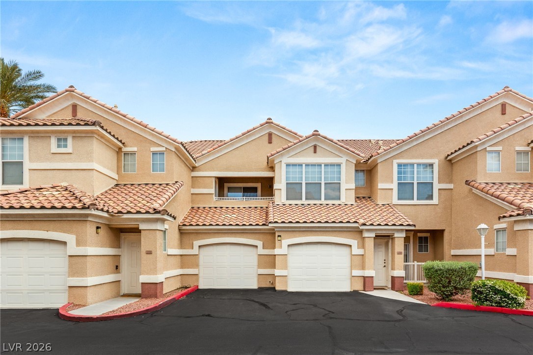 5855 Valley Drive 1080 — photo