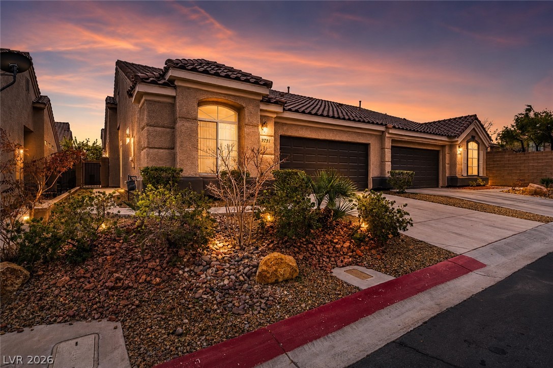 9791 Hickory Crest Court — photo