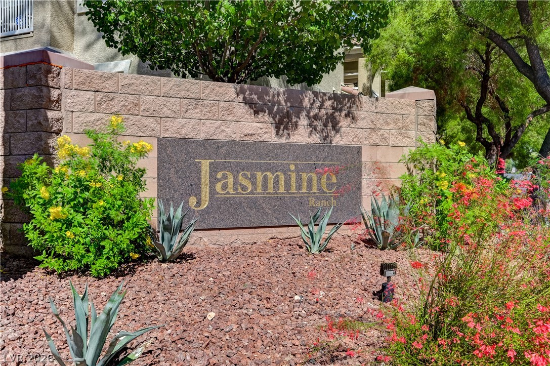 5855 Valley Drive 2028 — photo