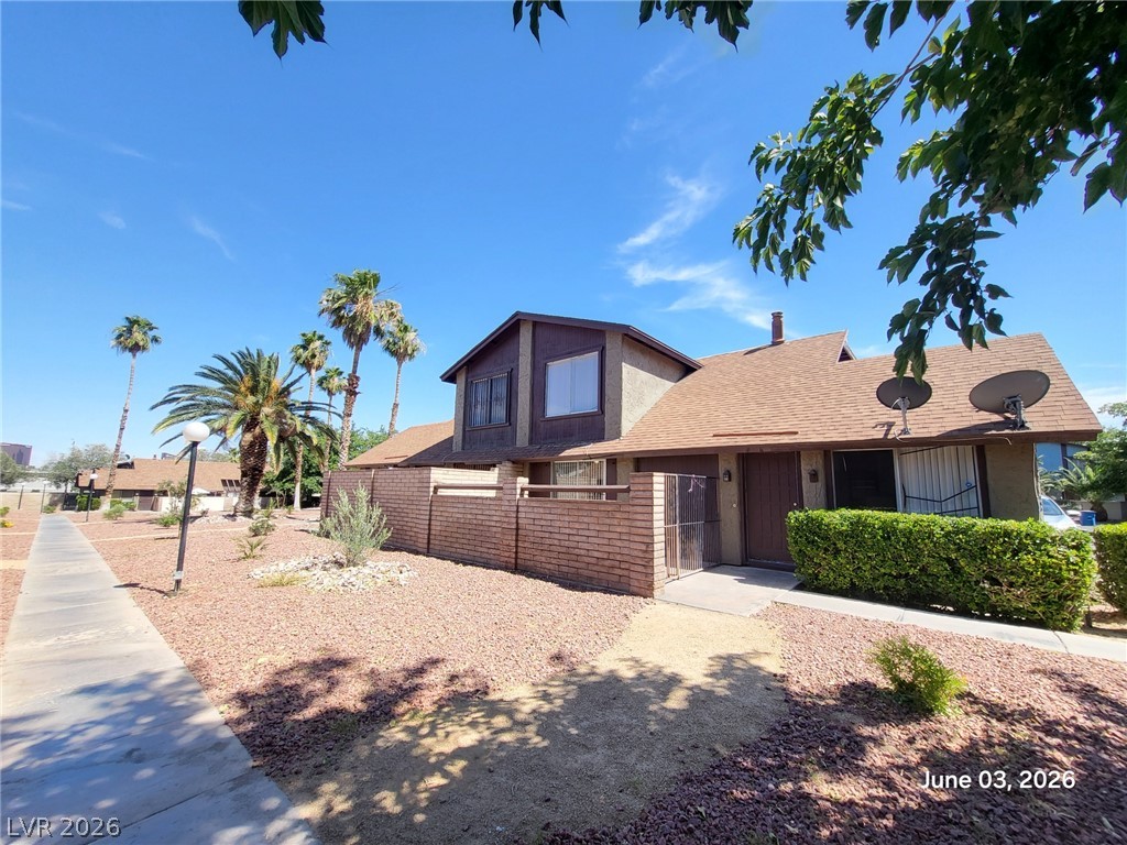 4456 Buena Vista Drive — photo