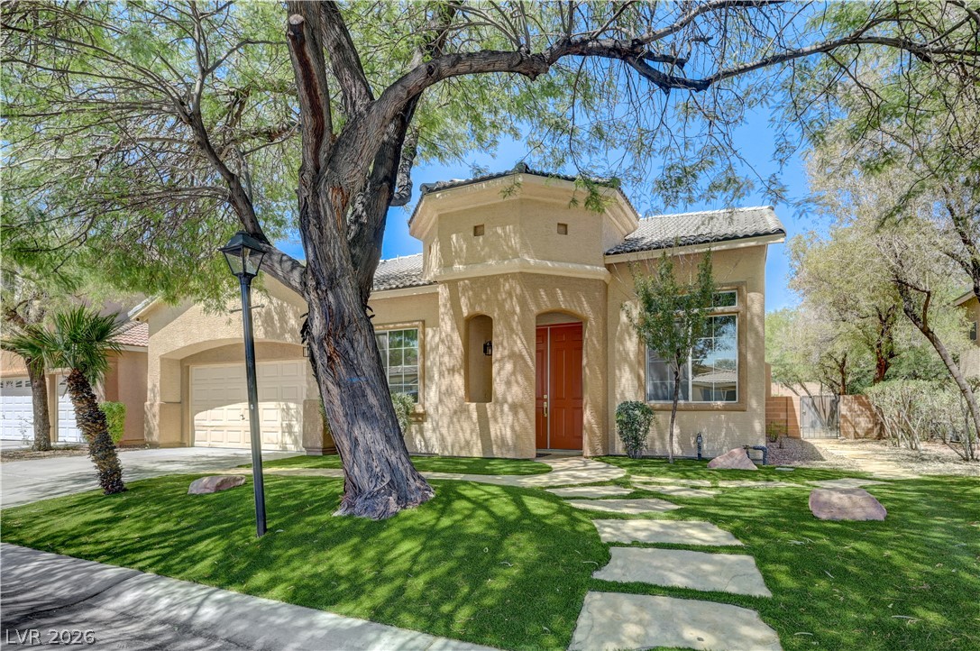 8225 Romantic Sunset Street — photo