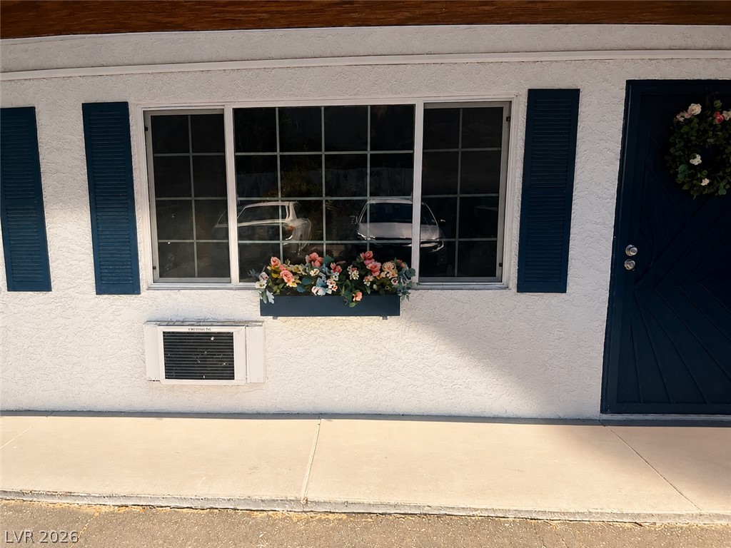 4600 University Center Drive 60 — photo