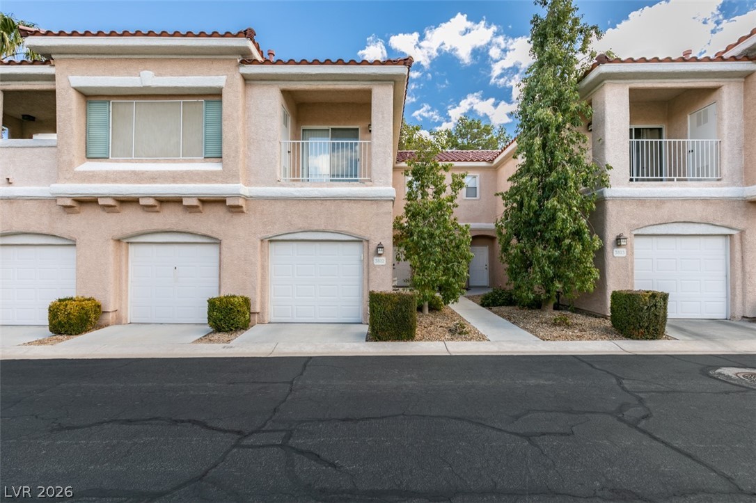 251 South Green Valley Parkway 3812 — photo