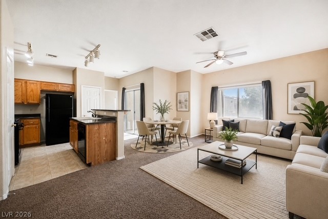 6320 Snap Ridge Street 201 — photo