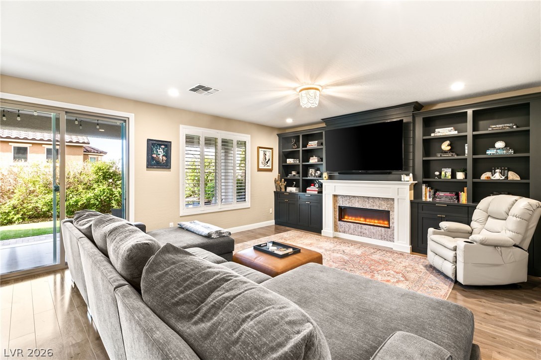 9514 Wild Valley Avenue — photo
