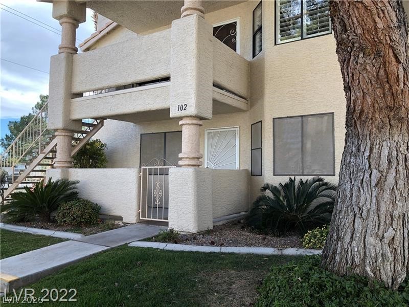1105 Sulphur Springs Lane 102 — photo