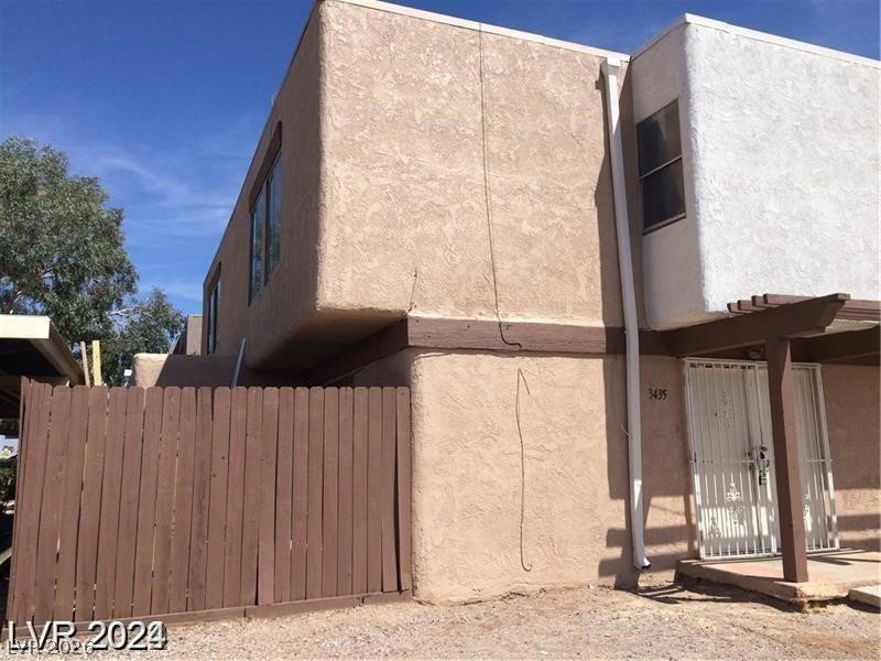3435 Villa Knolls South Drive — photo