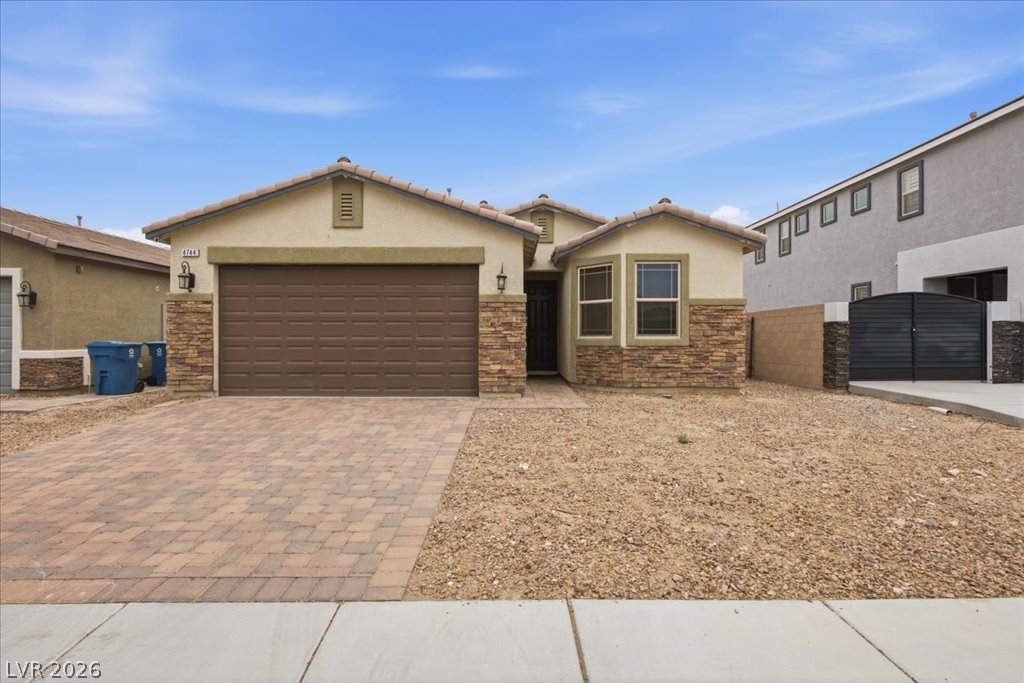 4744 High Anchor Street — photo