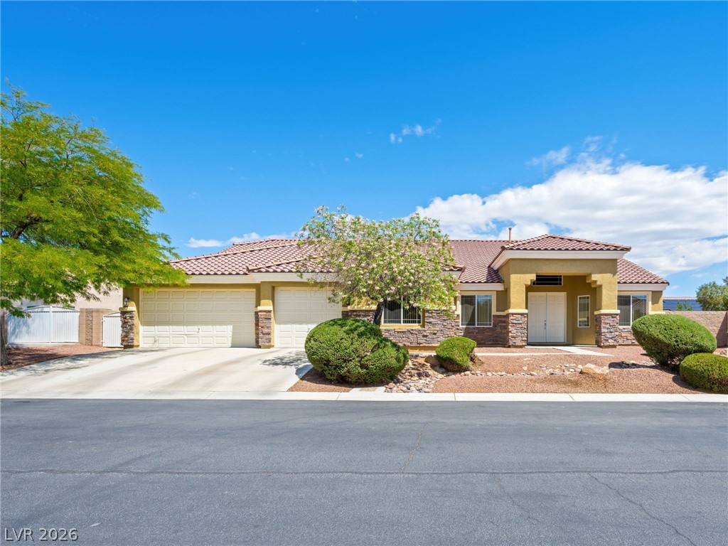 6524 Colossal Cave Avenue — photo