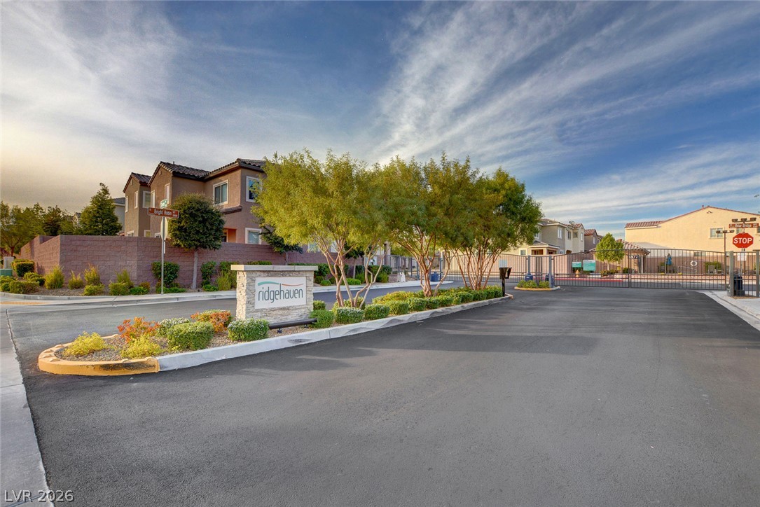 5831 Sleepy Willow Street — photo