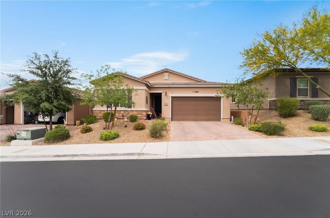 8651 Loretta Bay Street — photo