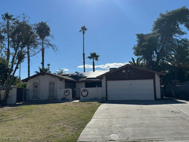 3881 Casa Colorado Avenue — photo