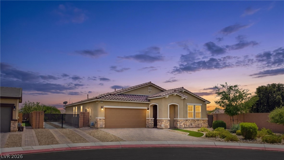 4831 Shady Chestnut Court — photo