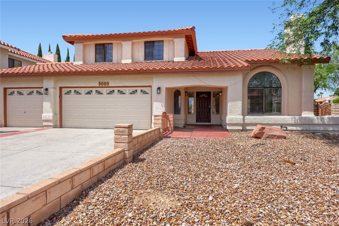 9000 Feather River Court — photo