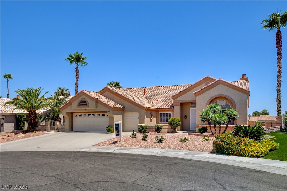 2900 Hawksdale Drive — photo