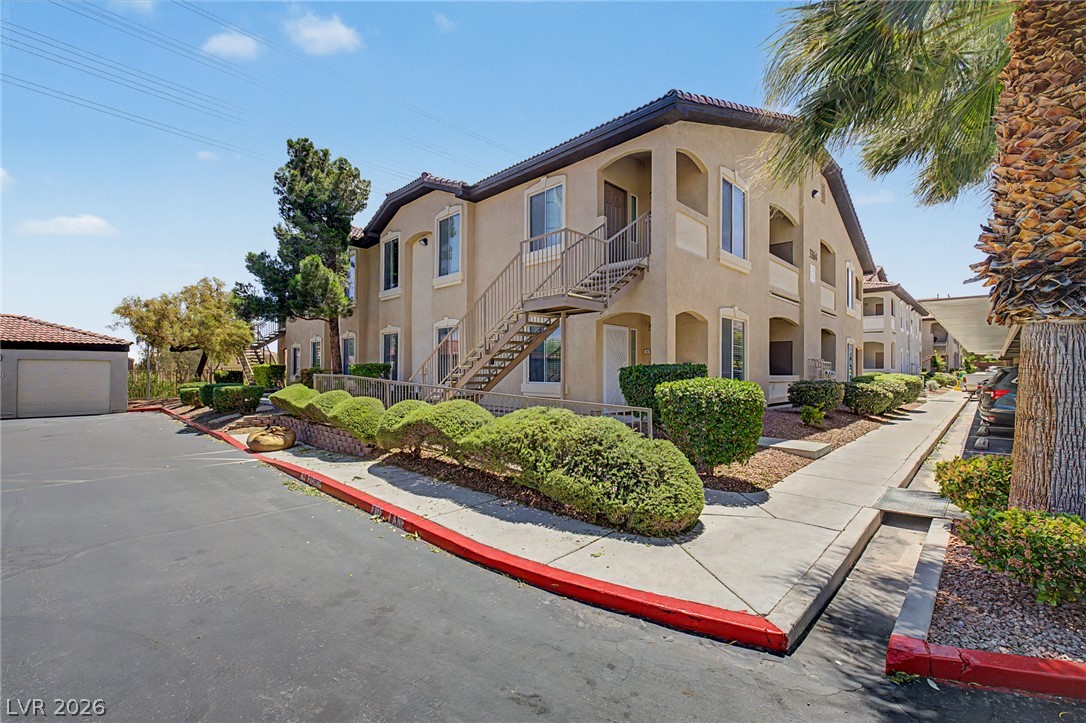 3364 Indian Shadow Street 203 — photo