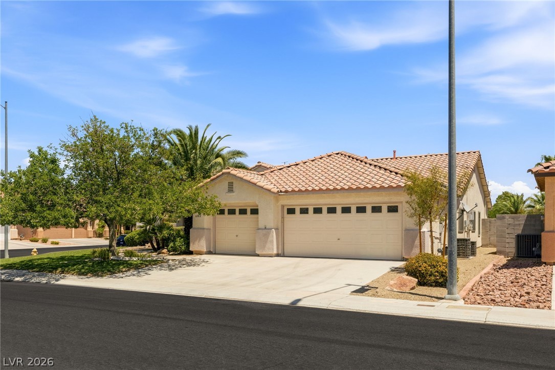 6302 Golden Rain Street — photo