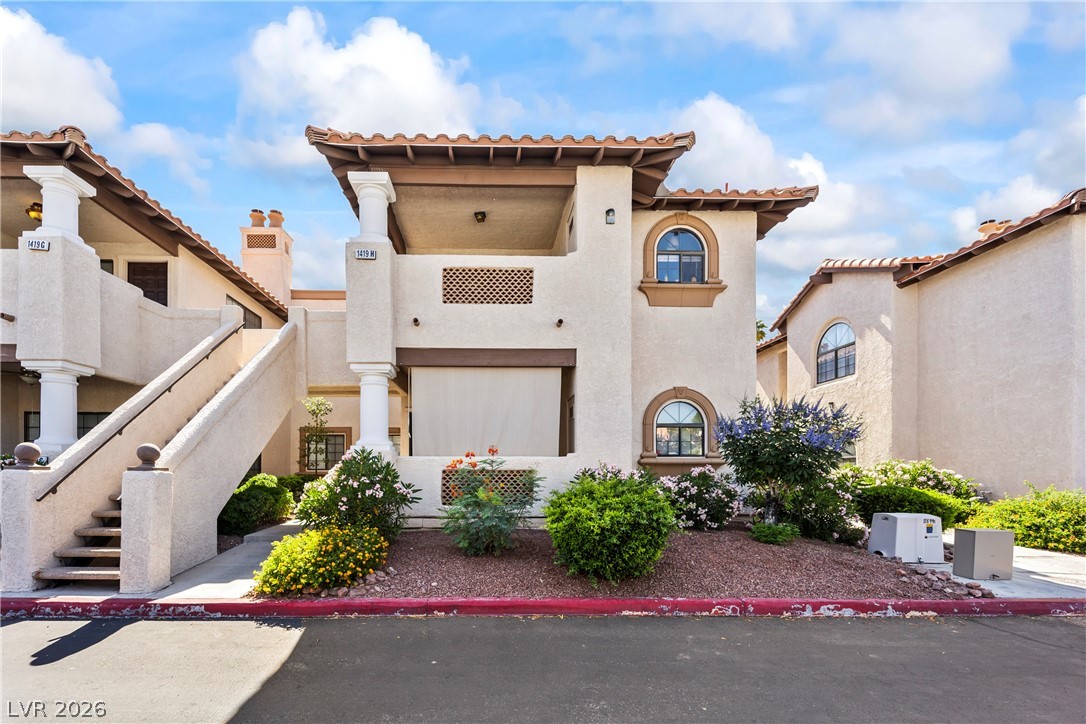 1419 Santa Margarita Street D — photo