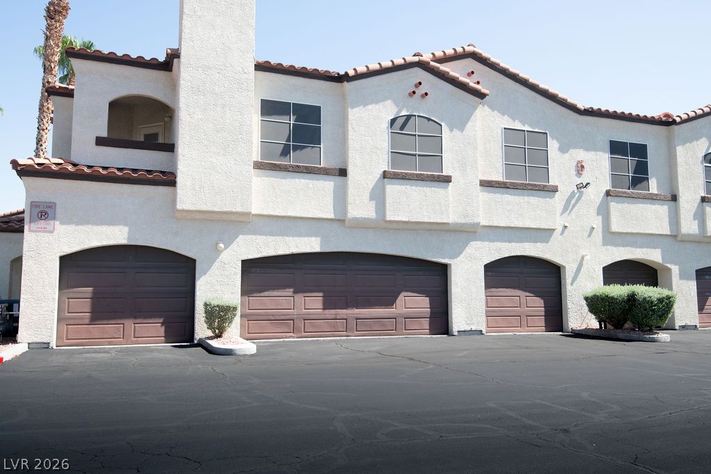 2975 Bluegrass Lane 524 — photo