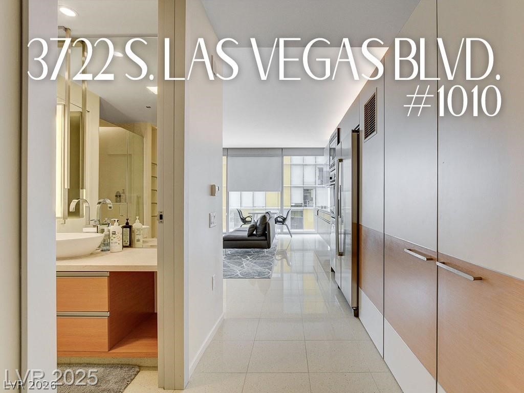 3722 South Las Vegas Boulevard 1010 — photo