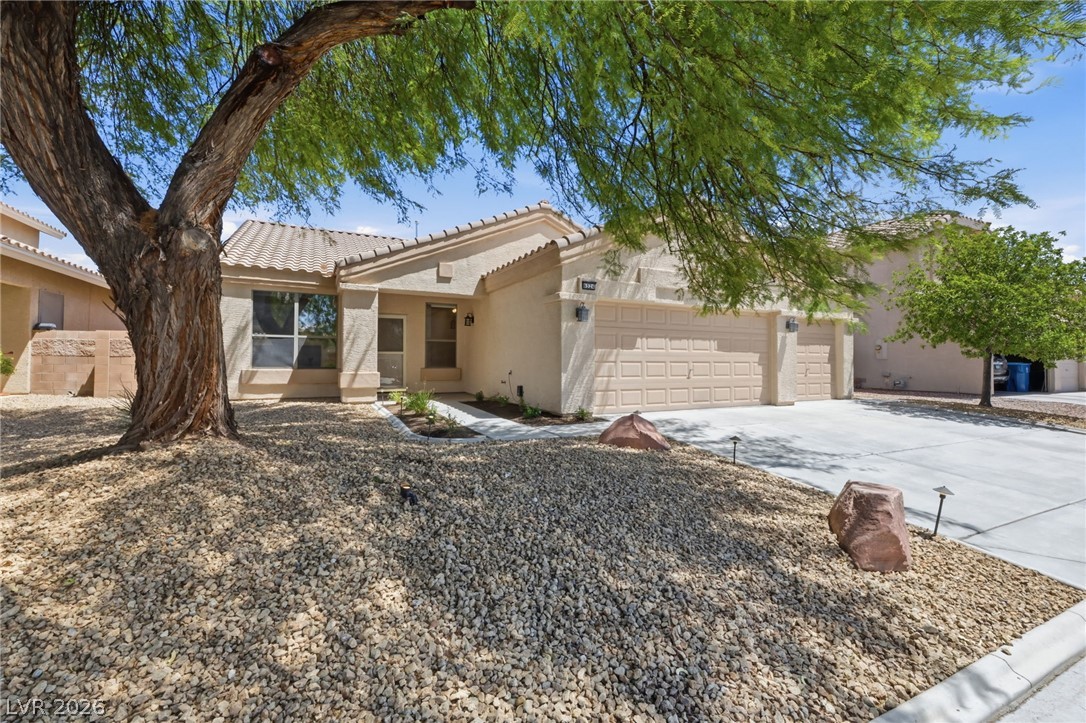 6324 Malachite Bay Avenue — photo