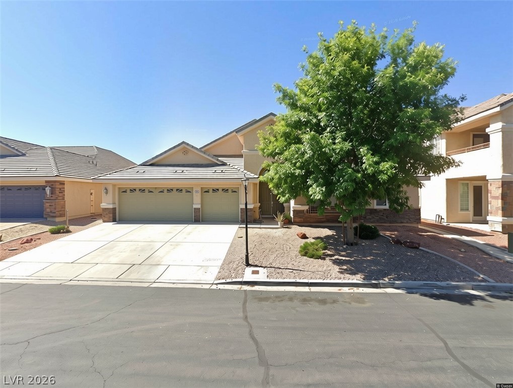 6245 Hawthorn Woods Avenue — photo