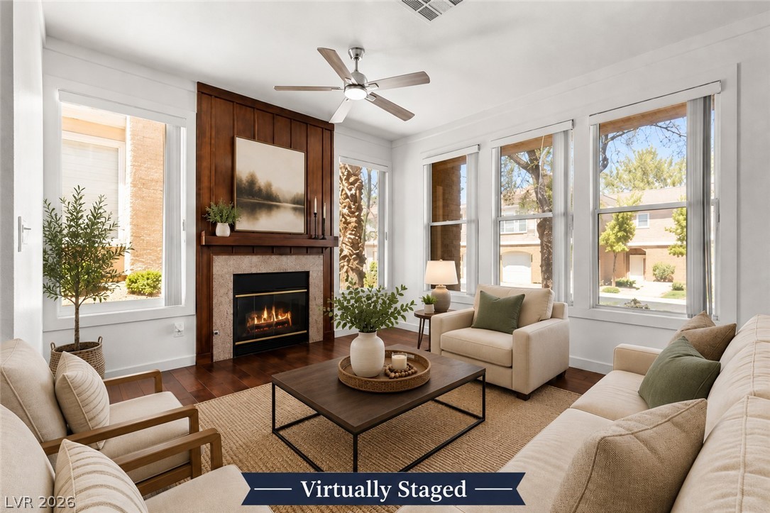251 South Green Valley Parkway 2211 — photo