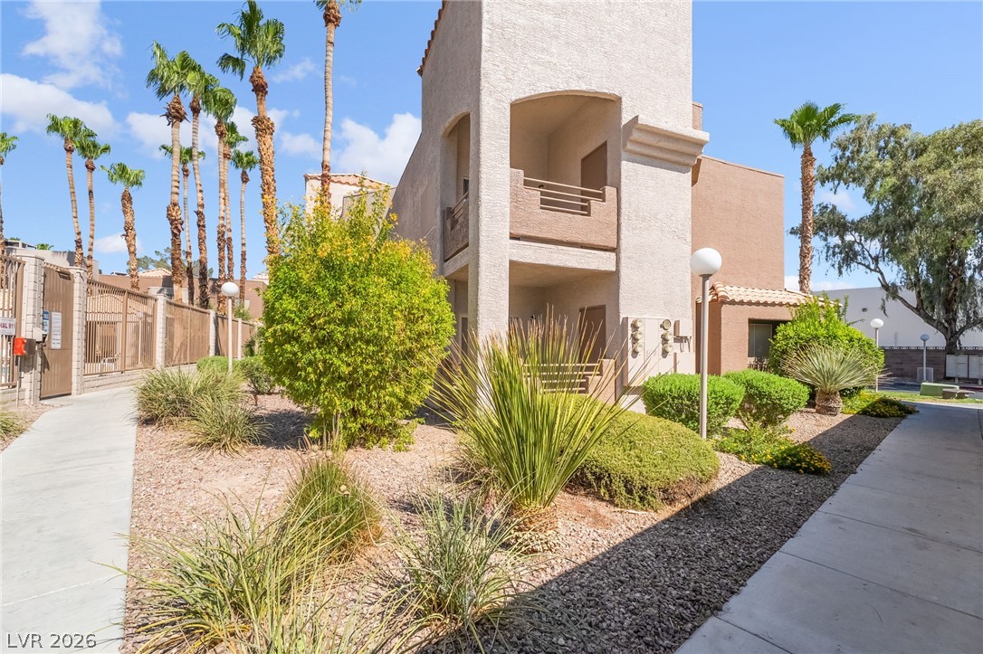 6863 Tamarus Street 101 — photo