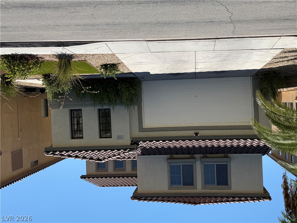 5558 Golden Palms Court — photo