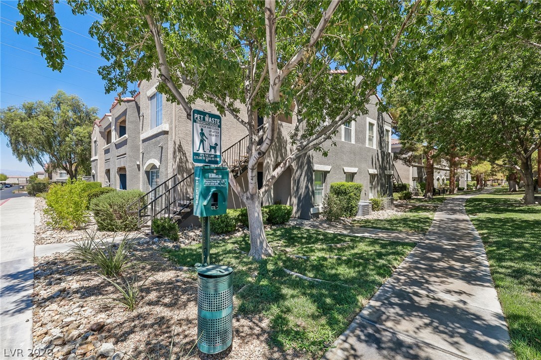 10245 South Maryland Parkway 1210 — photo