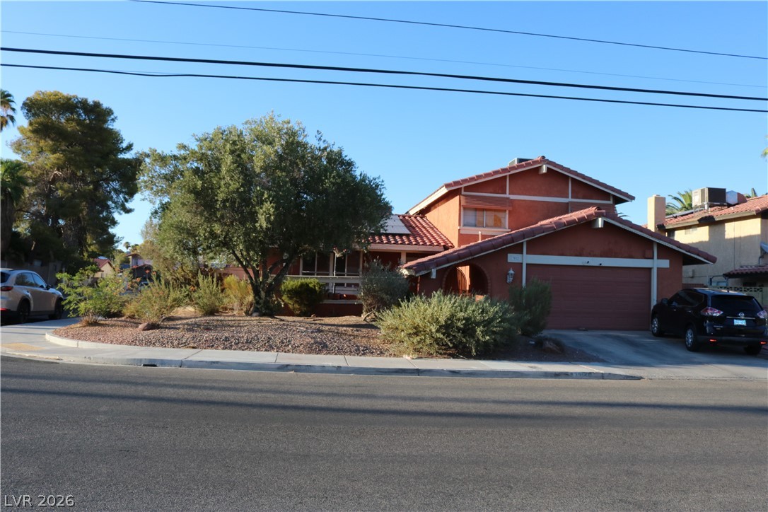 3512 Rawhide Street — photo