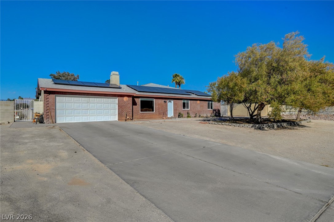 4424 Shady Hollow Avenue — photo