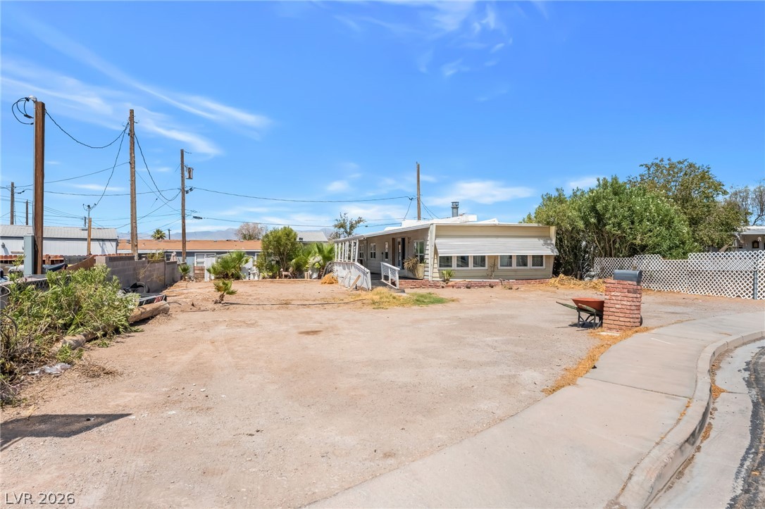 2029 College Circle — photo