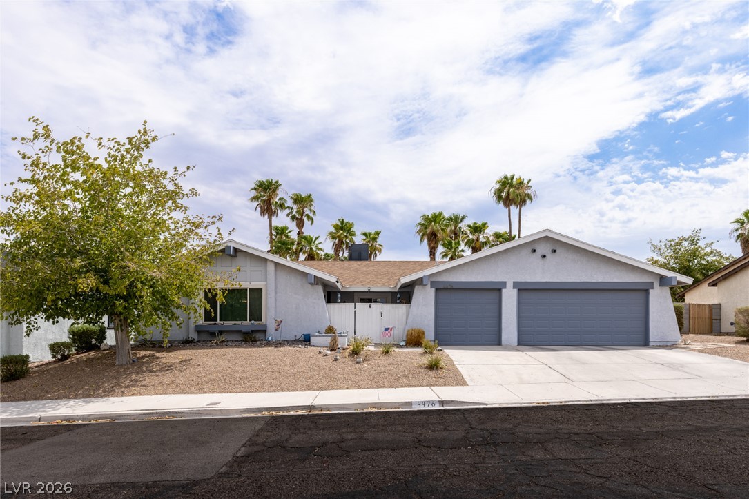 4476 Sunny Dunes Drive — photo