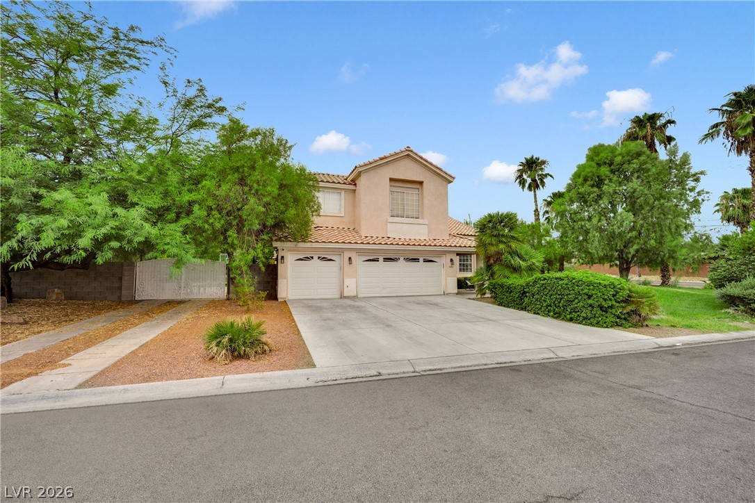 5685 North Adavan Court — photo
