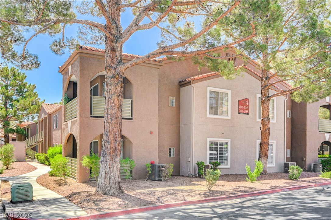 2120 Sealion Drive 108 — photo