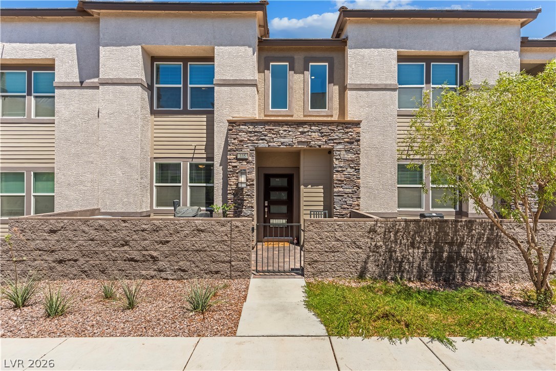335 Laurel Peak Drive — photo