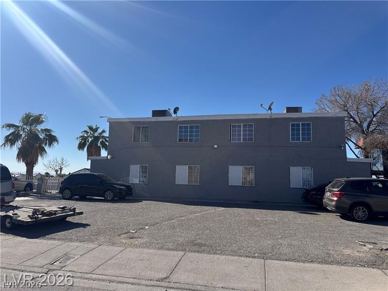 2185 Exeter Drive — photo