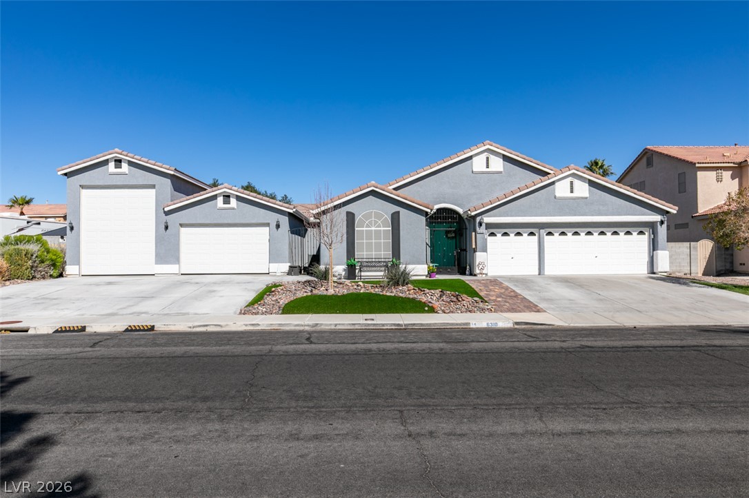 6310 West Azure Drive — photo