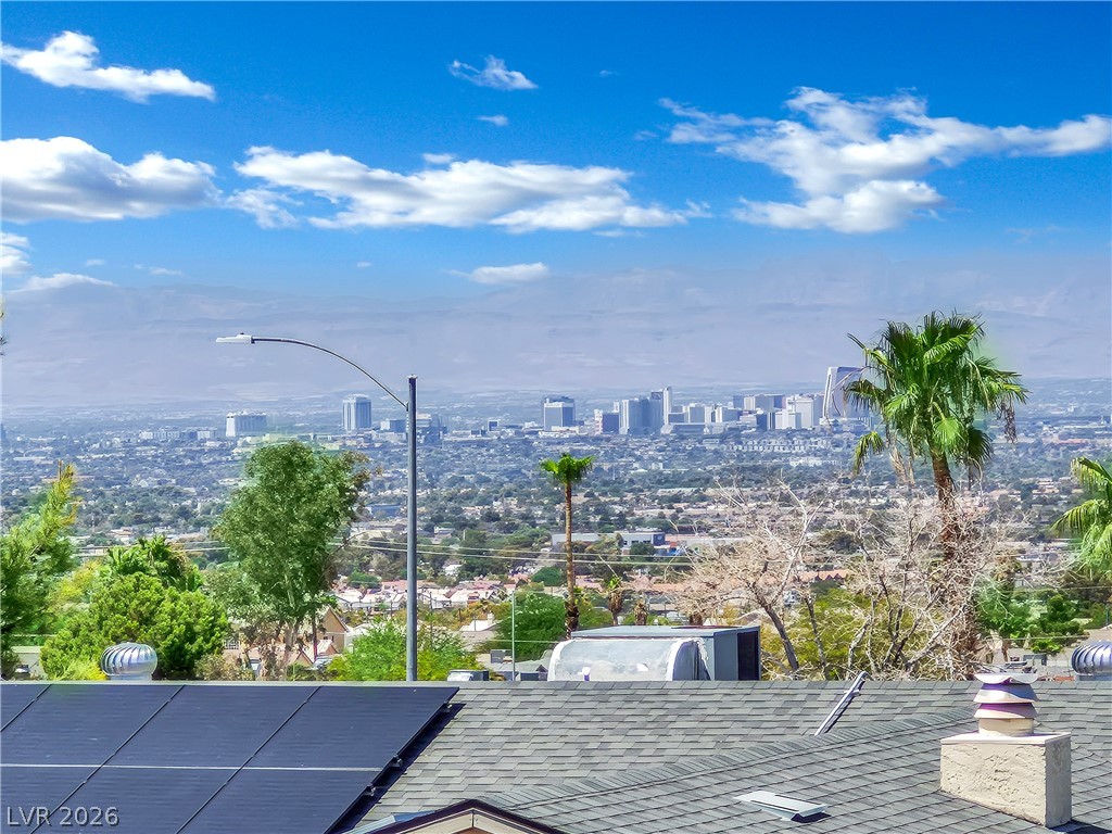 2341 Exeter Drive — photo