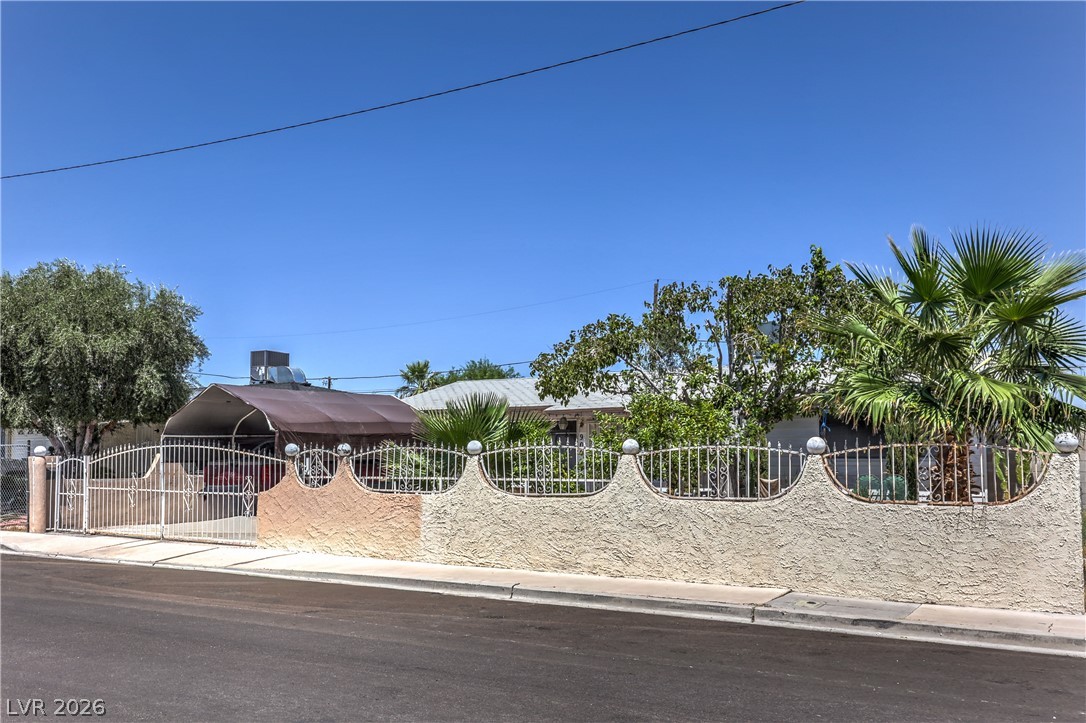 900 Taylor Avenue — photo