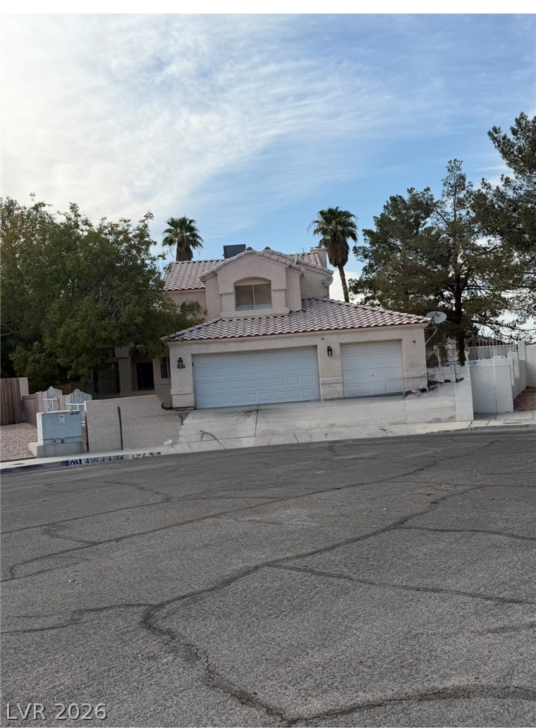 4905 Pulsar Court — photo